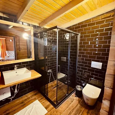 Authentic Surrounded By Nature In Karamursel, Kocaeli Karamursel